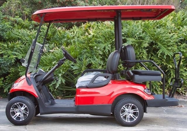 Maksimum Hız 30mph Elektrikli Golf Arabası Özelleştirilebilir Renk Yüksek Son Yükseltilebilir